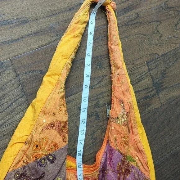 Orange  Sequined purse - Picture 7 of 8